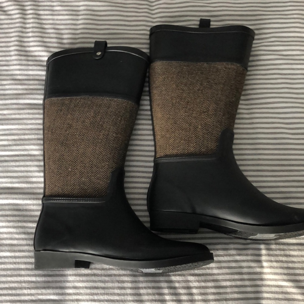 Boutique rain boots